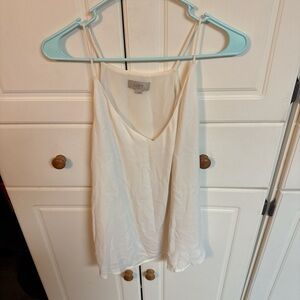 LOFT Women's White V-Neck Top